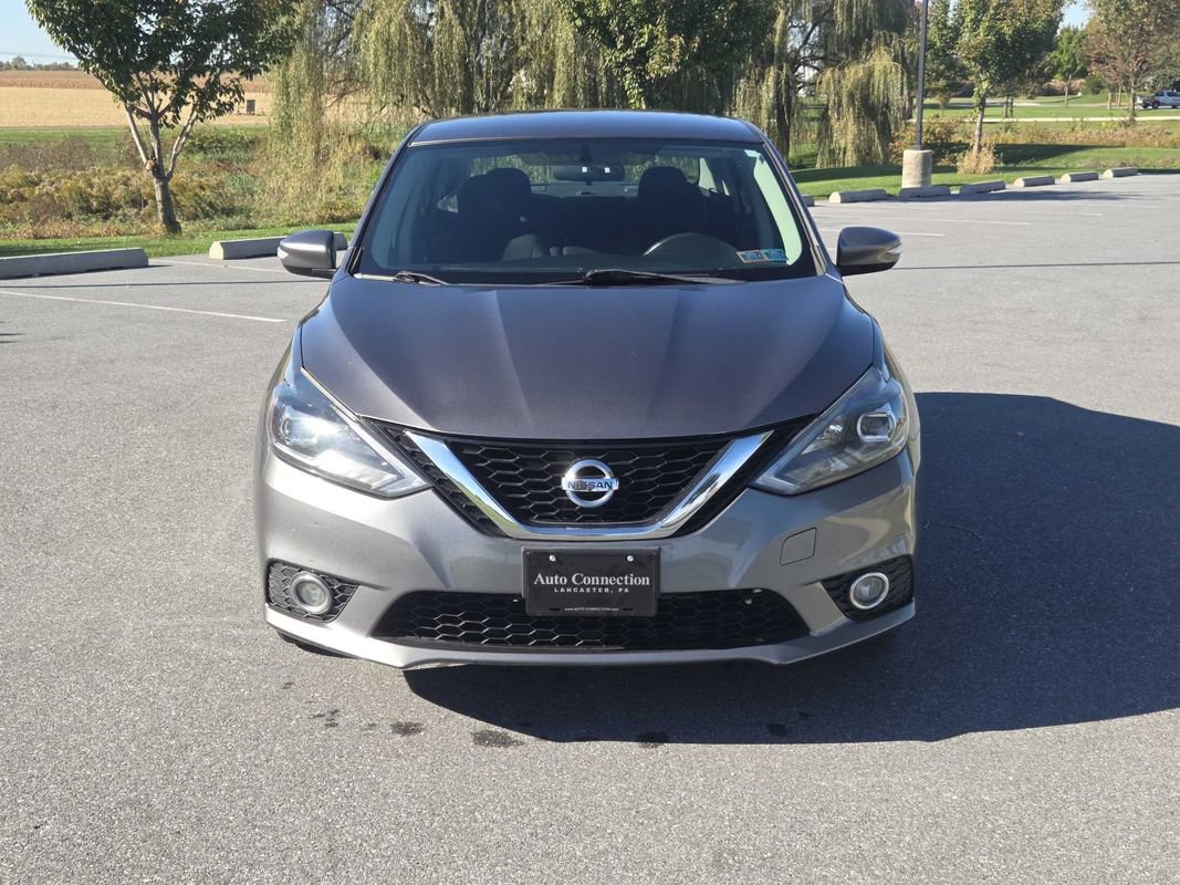 Used 2017 Nissan Sentra SR w/ Driver's Assist Package FWD image 2