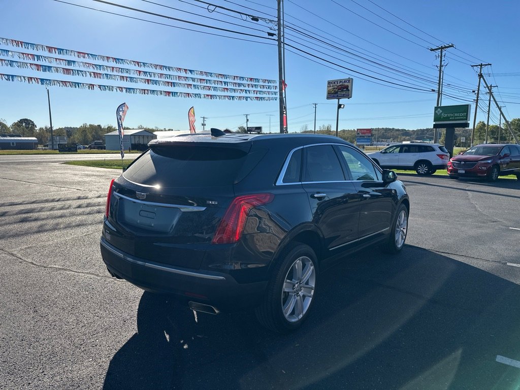 Used 2017 Cadillac XT5 Luxury w/ Driver Awareness Package image 5