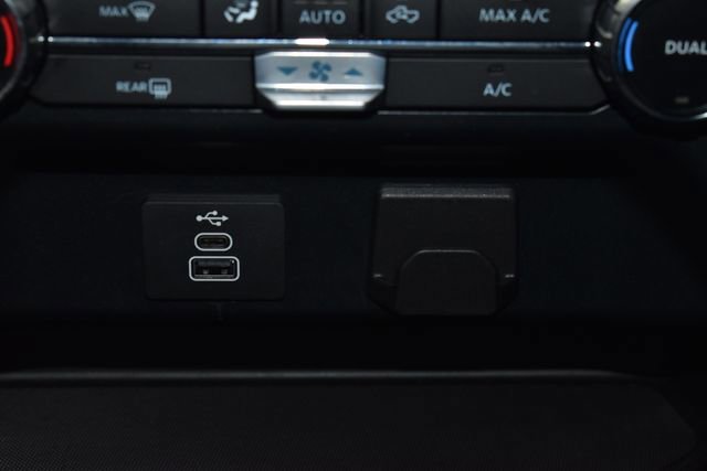 Used 2025 Ford F150 XLT w/ Equipment Group 301A Standard image 20