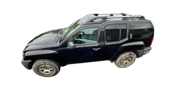 Used 2011 Nissan Xterra X RWD image 2
