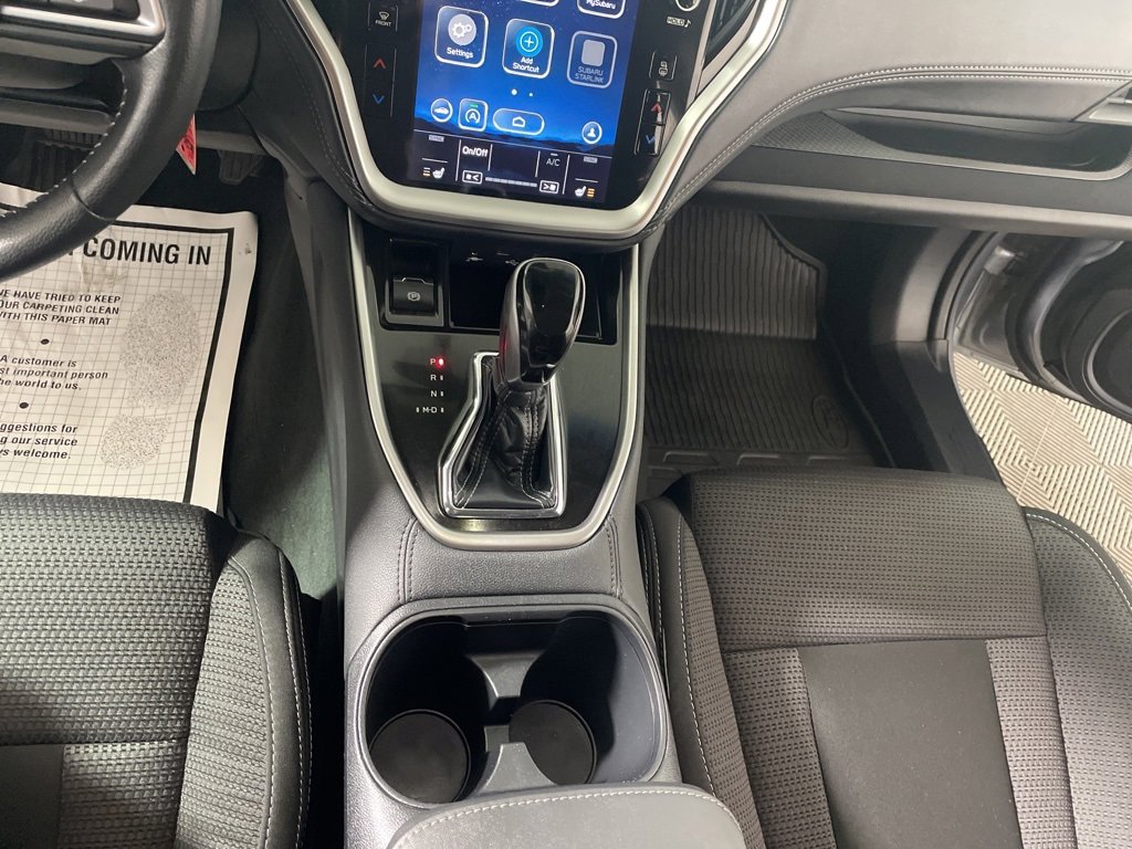 Used 2022 Subaru Outback Premium image 17