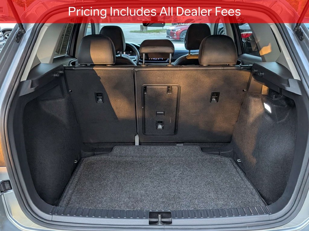 Used 2024 Volkswagen Taos SE FWD image 13
