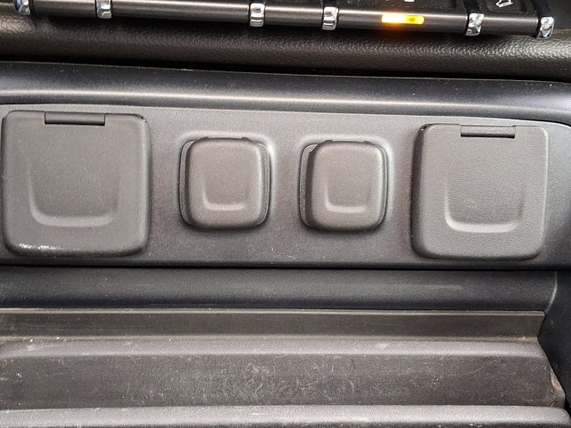 Used 2014 GMC Sierra 1500 SLT w/ SLT Preferred Package image 25