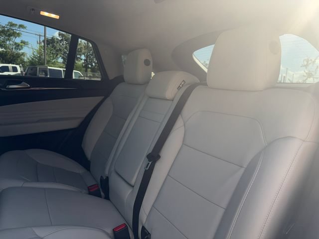 Used 2022 Mercedes-Benz GLB 250 image 28