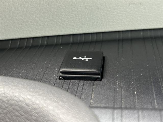 Certified 2022 Toyota Sienna XSE image 32