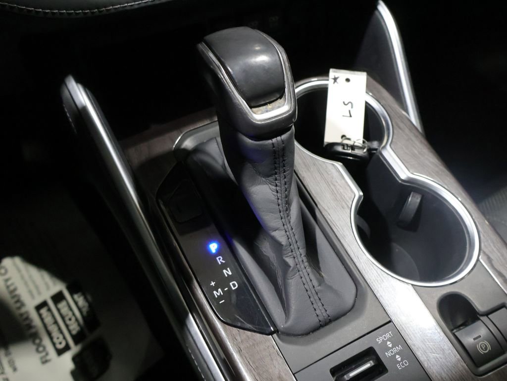 Used 2020 Toyota Highlander Platinum image 33