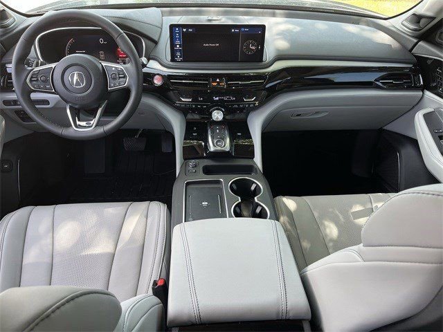 Certified 2026 Acura MDX w/ Technology Package image 11