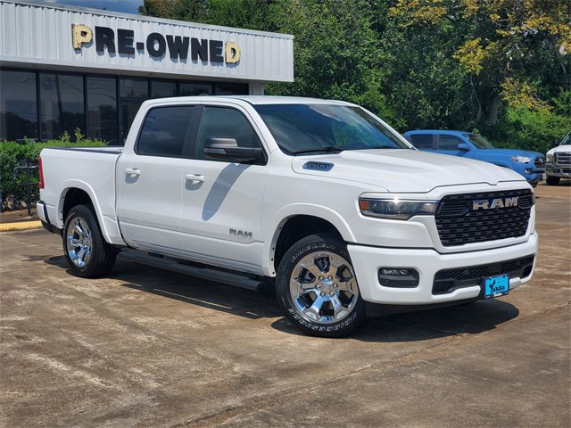 New 2026 RAM 1500 4x4 Crew Cab image 30