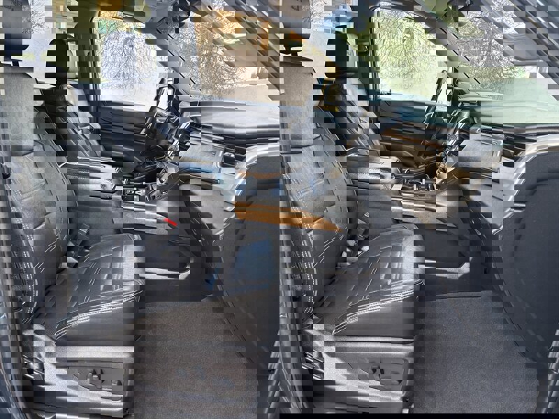 Used 2019 GMC Yukon XL Denali image 41