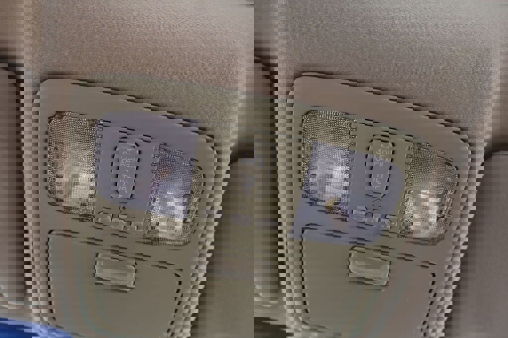 Used 2005 Toyota Camry XLE image 33