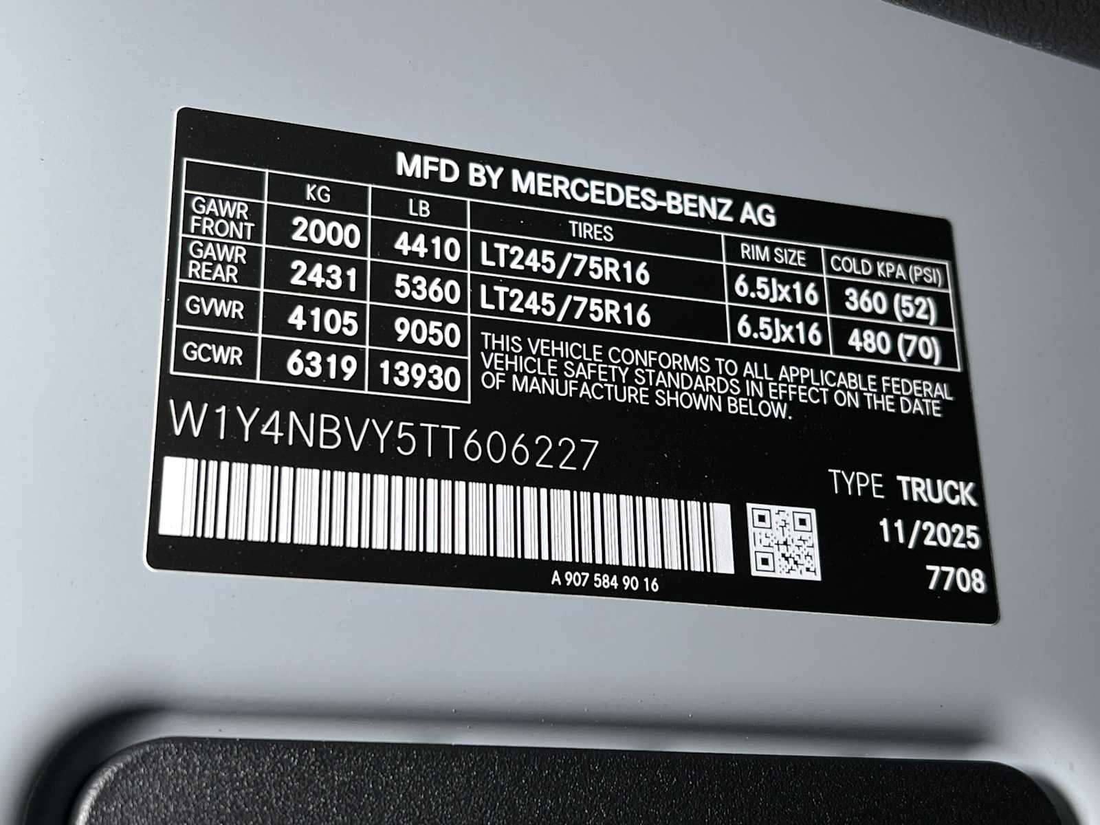 Used 2026 Mercedes-Benz Sprinter 2500 image 45