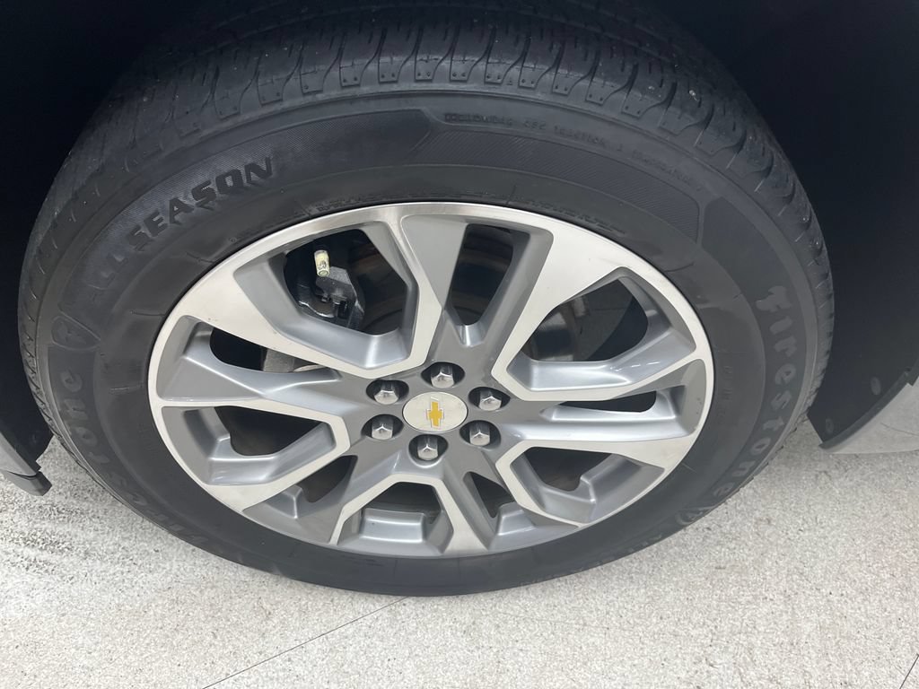 Used 2019 Chevrolet Traverse Premier FWD image 9