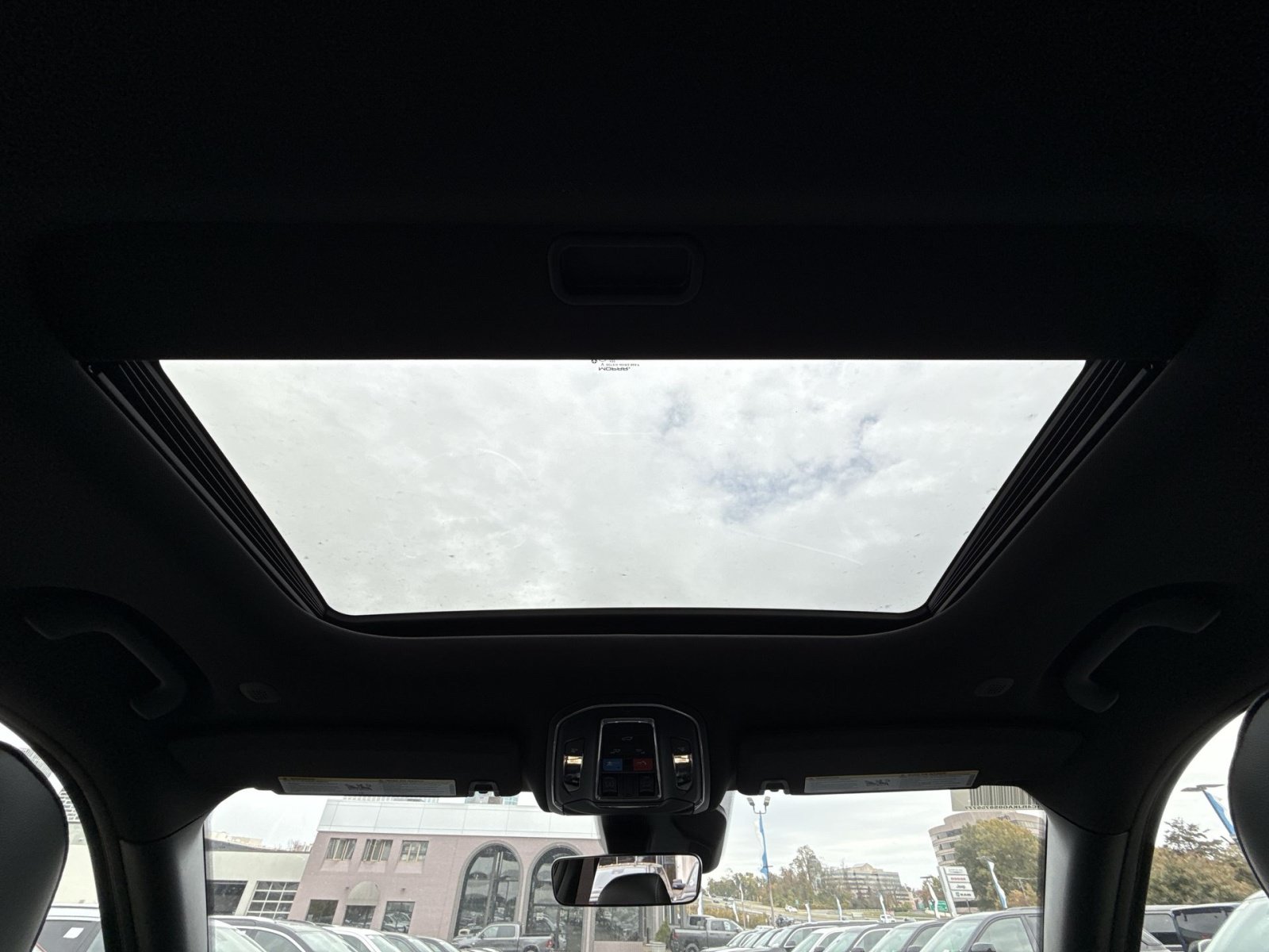 New 2025 Jeep Grand Cherokee L Altitude AWD/4WD image 23