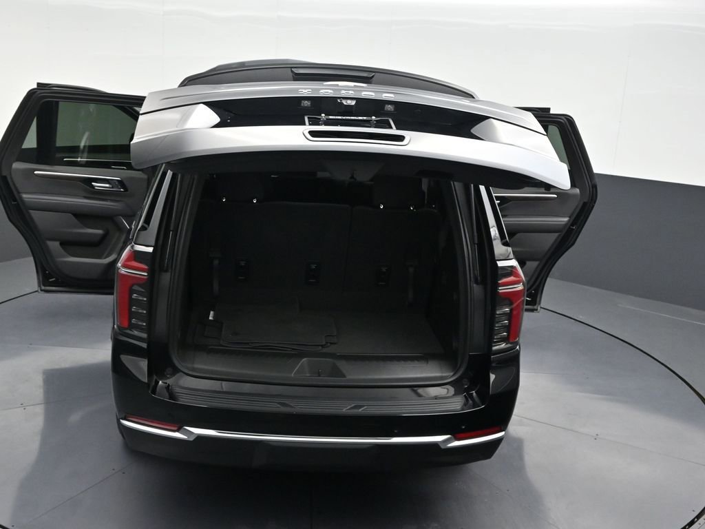 Used 2025 Chevrolet Tahoe LS image 36