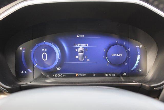 Used 2020 Ford Escape Titanium image 33