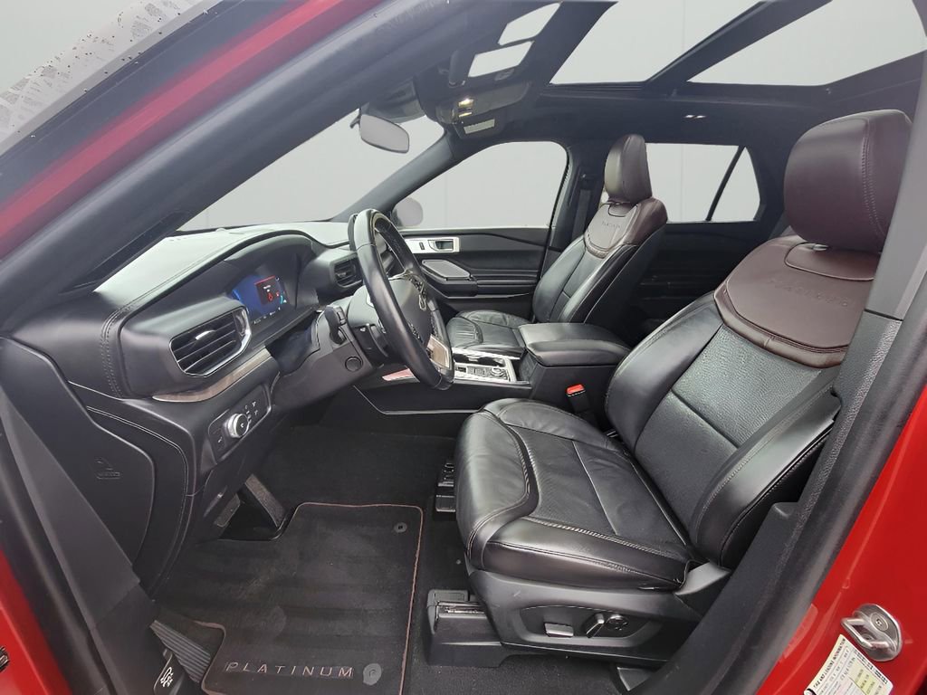 Used 2020 Ford Explorer Platinum w/ Premium Technology Package image 7