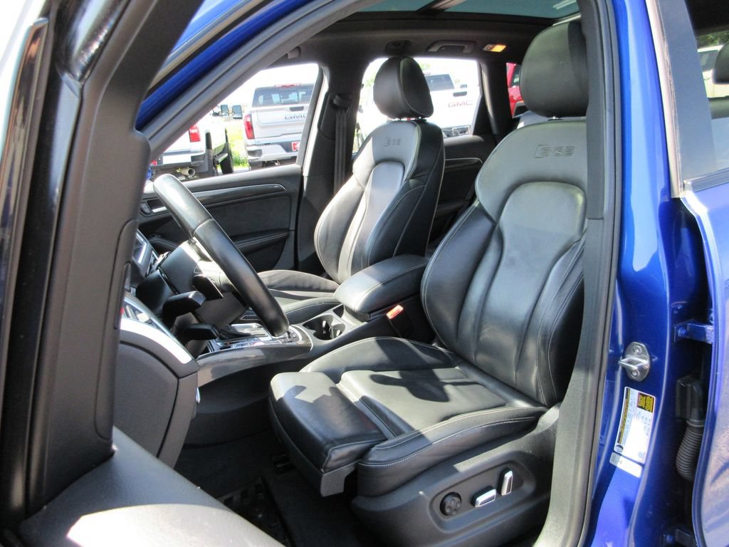 Used 2016 Audi SQ5 Premium Plus w/ Technology Package AWD/4WD image 21
