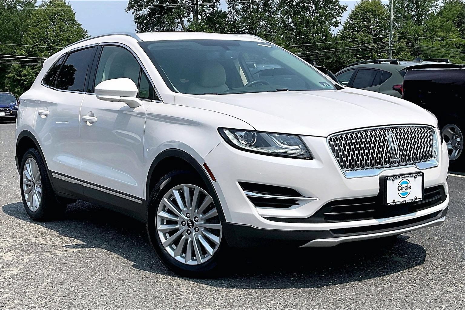 Used 2019 Lincoln MKC Premiere AWD/4WD image 2