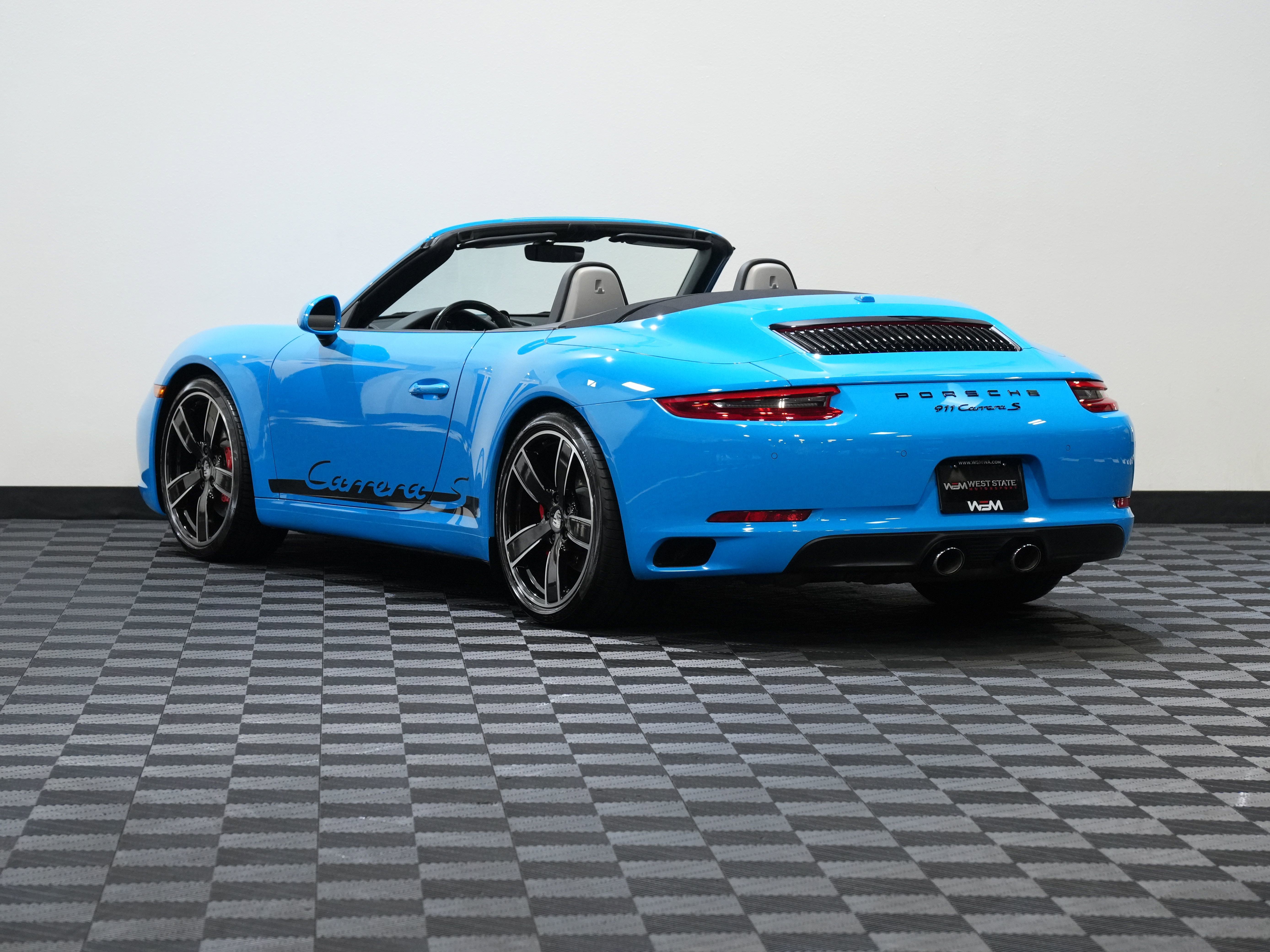 Used 2017 Porsche 911 Carrera S image 8