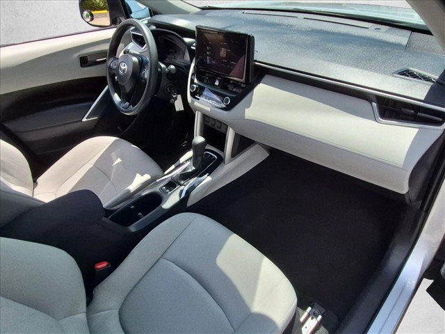 Used 2024 Toyota Corolla Cross L FWD image 21