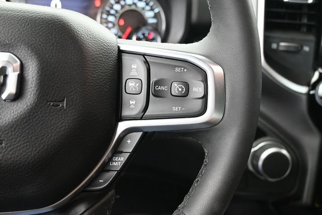 Used 2025 RAM 1500 Big Horn AWD/4WD image 26