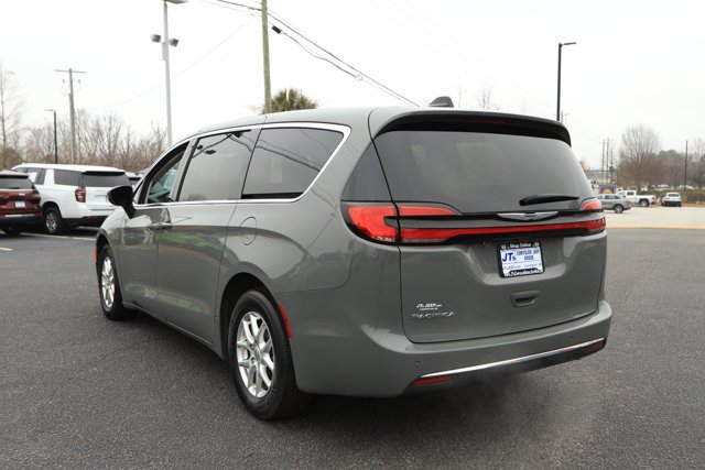 New 2026 Chrysler Voyager LX FWD image 8