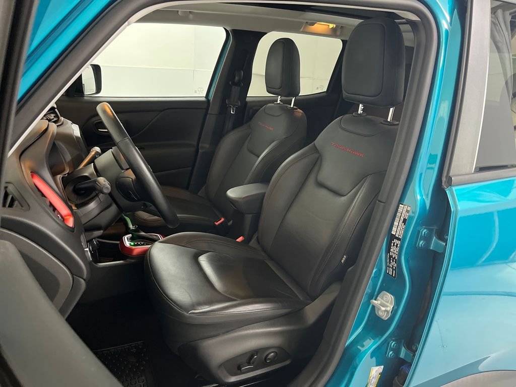 Used 2022 Jeep Renegade Trailhawk w/ Sun/Sound Group image 18