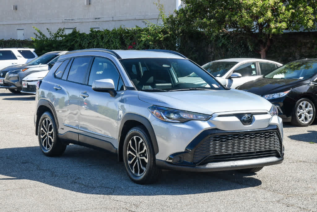 Certified 2023 Toyota Corolla Cross AWD Hybrid image 3