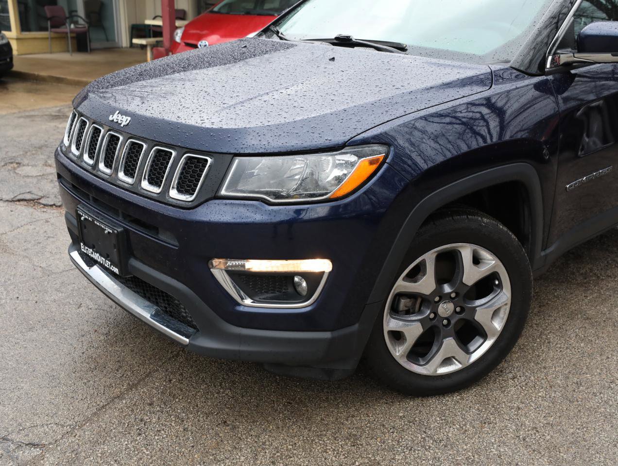 Used 2018 Jeep Compass Limited w/ Navigation Group image 2