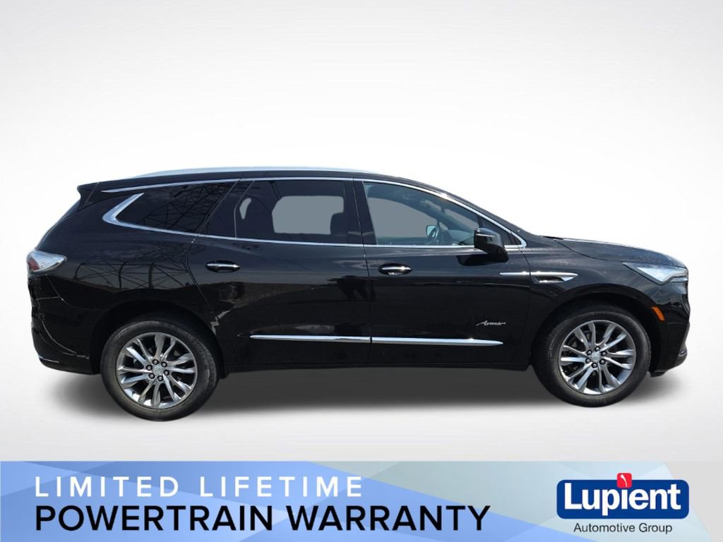 Used 2022 Buick Enclave Avenir w/ Avenir Technology Package AWD/4WD image 2