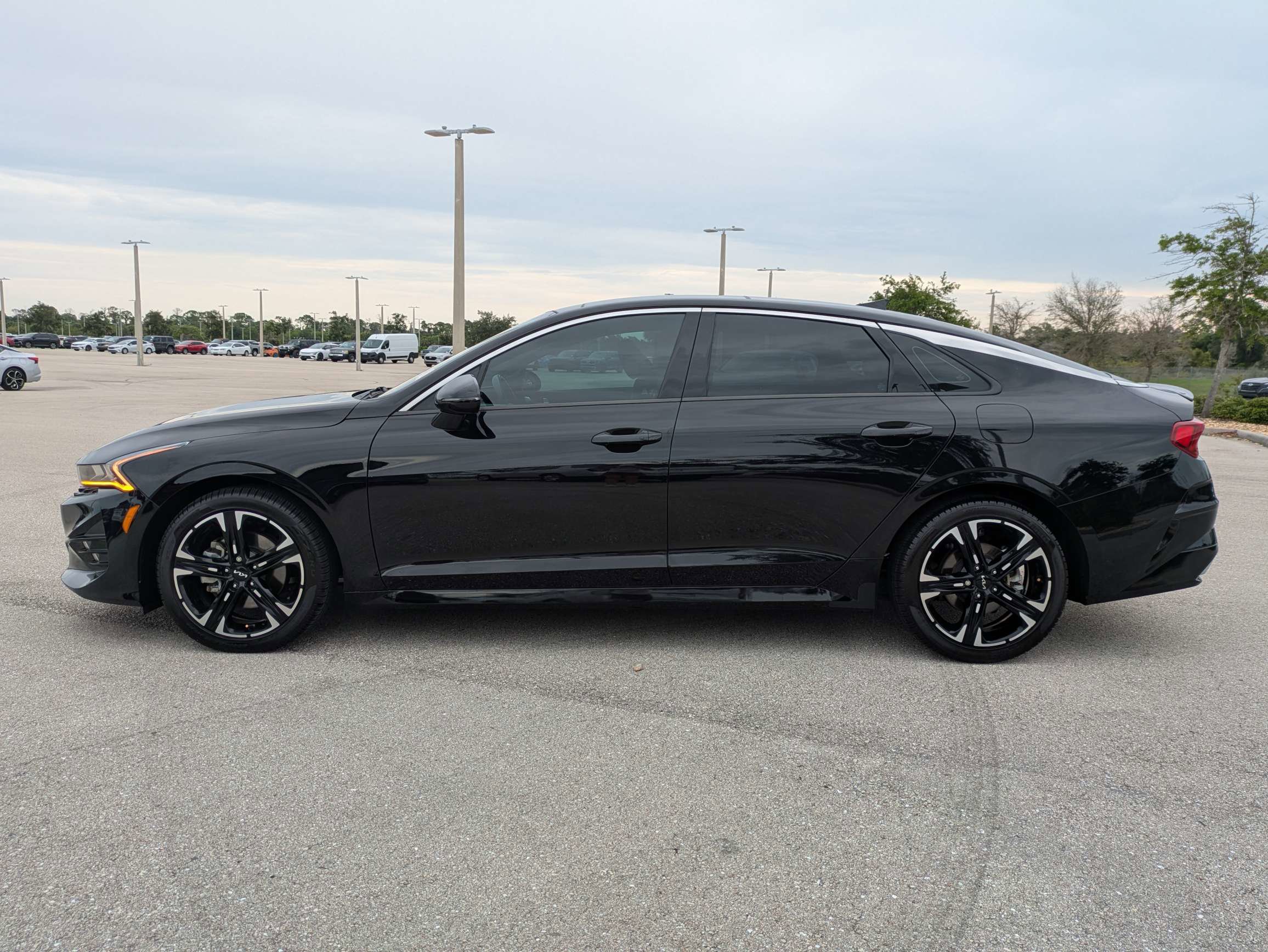 Used 2022 Kia K5 GT-Line w/ GT-Line FWD Premium Package image 8