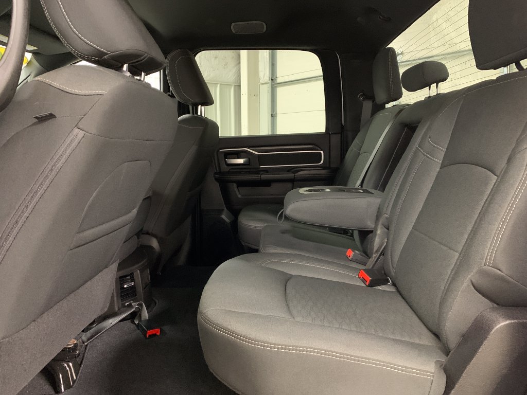 Used 2025 RAM 2500 Big Horn AWD/4WD image 10