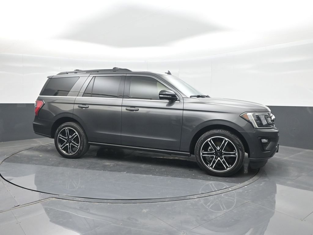 Used 2019 Ford Expedition Limited w/ Equipment Group 303A RWD image 11