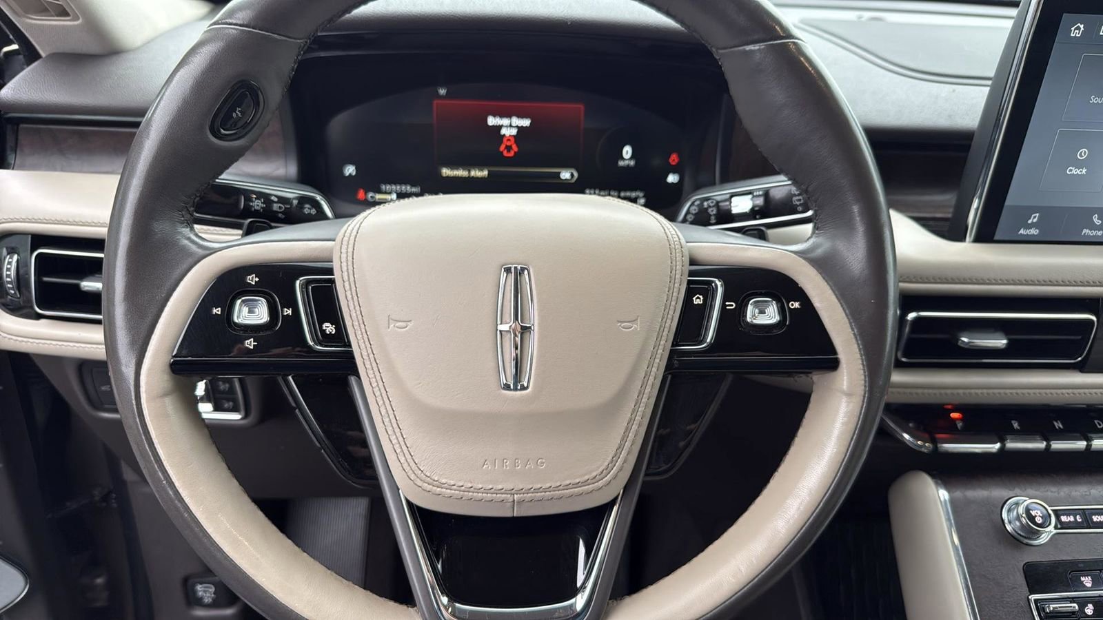 Used 2021 Lincoln Aviator Reserve w/ Equipment Group 202A AWD/4WD image 15