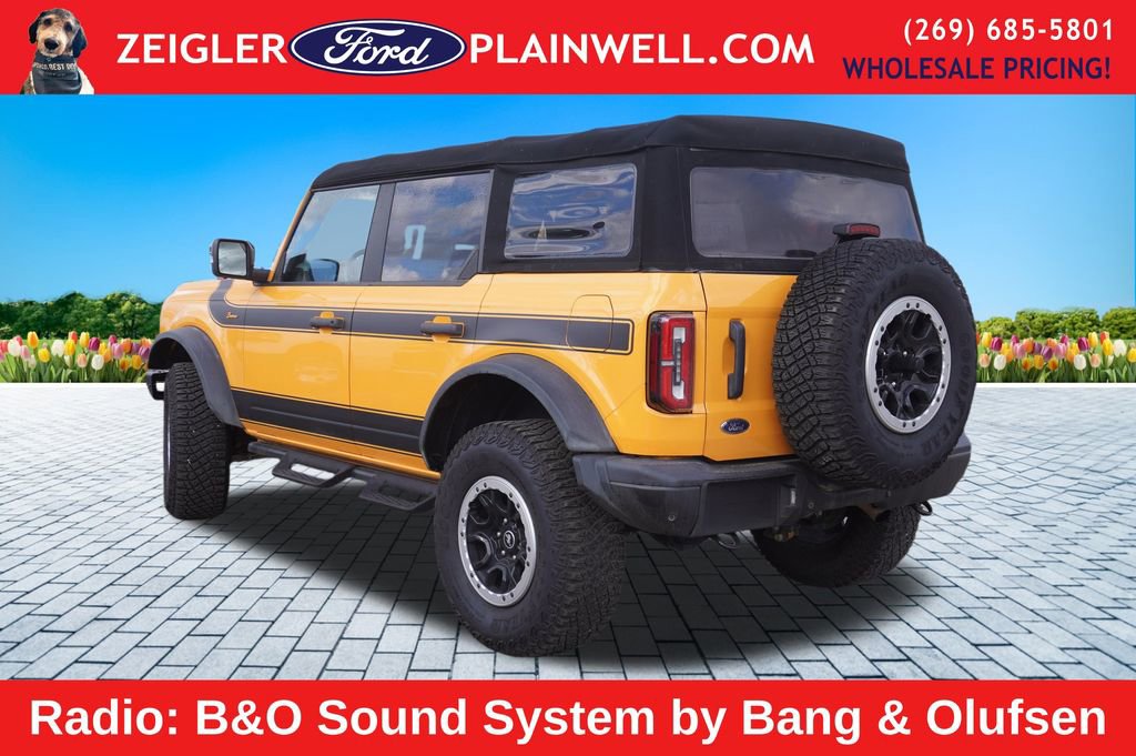 Used 2022 Ford Bronco Badlands image 3