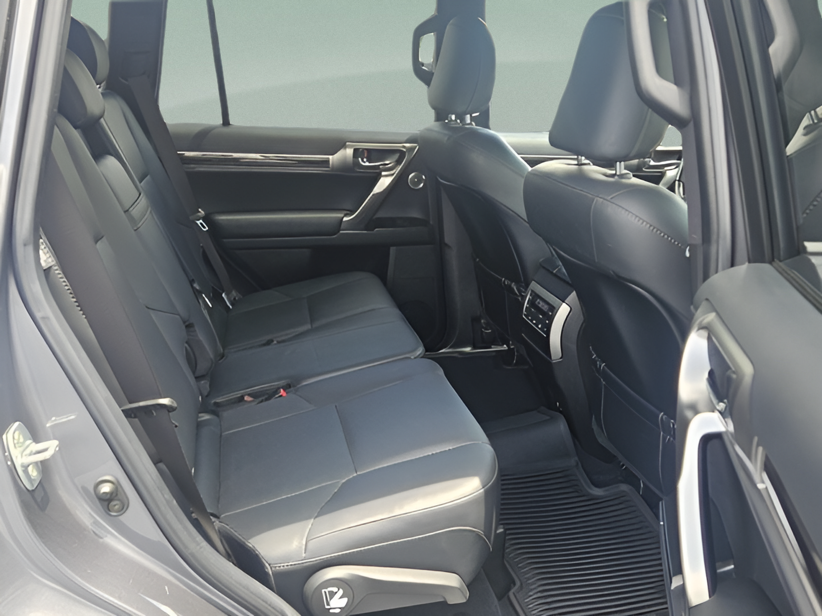 Certified 2023 Lexus GX 460 Luxury w/ Accessory Package AWD/4WD image 14