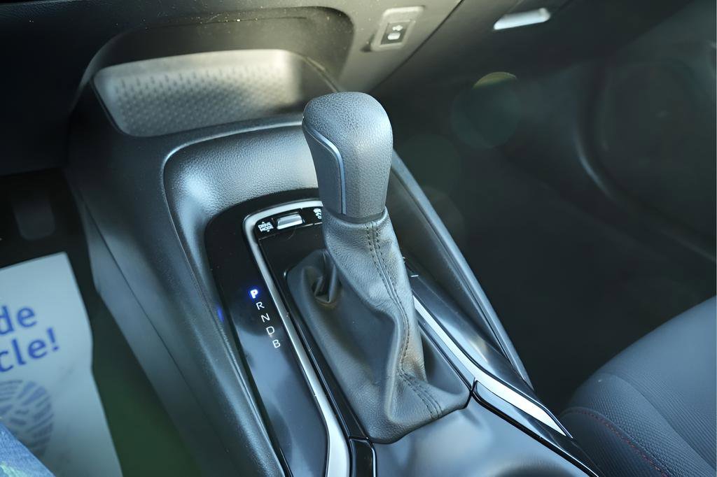 Used 2024 Toyota Corolla SE image 30