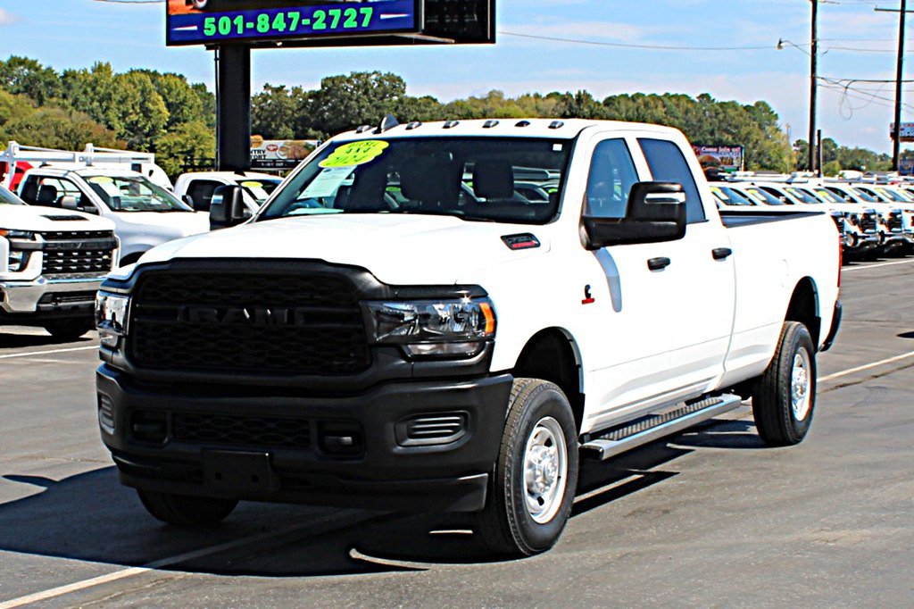 Used 2024 RAM 2500 Tradesman AWD/4WD image 2