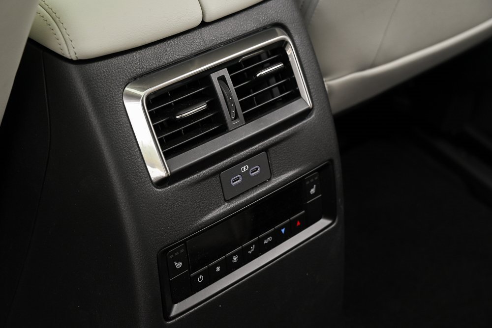 Certified 2025 MAZDA CX-90 3.3 Turbo w/ Premium Plus Pkg image 44