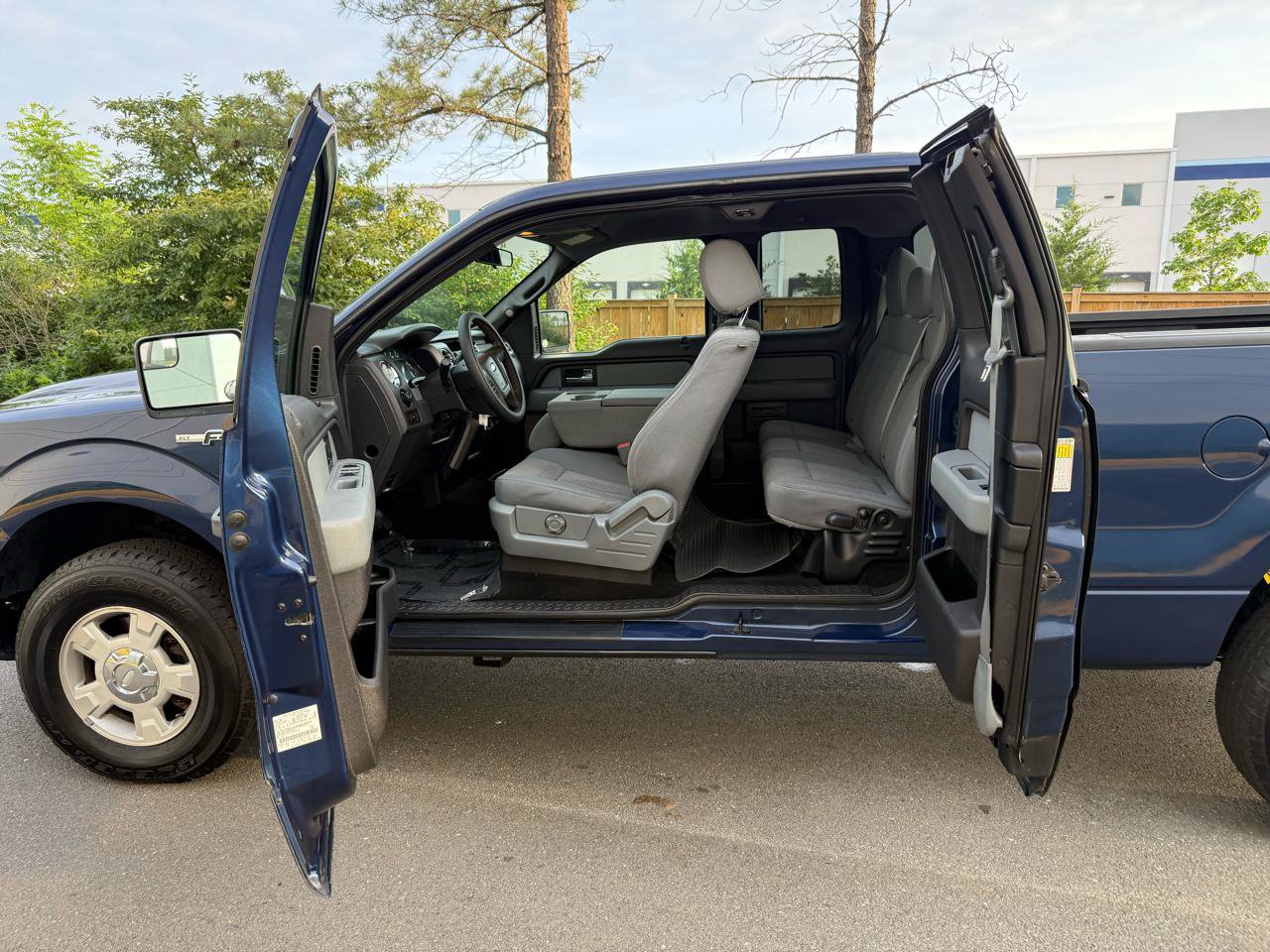Used 2012 Ford F150 XLT AWD/4WD image 20