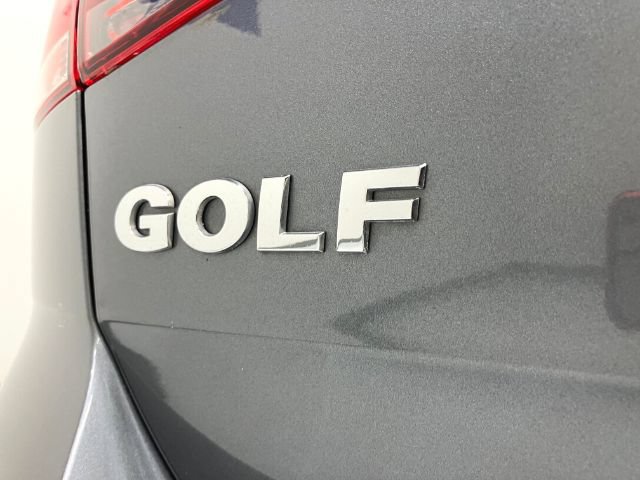 Used 2015 Volkswagen Golf S FWD image 26