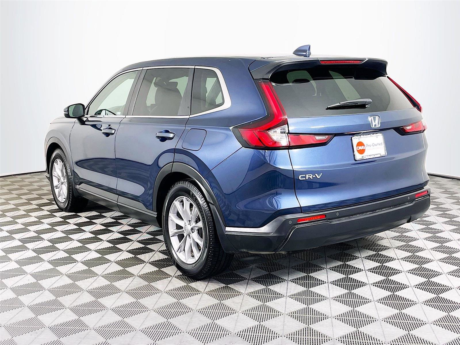 Used 2024 Honda CR-V EX-L image 6