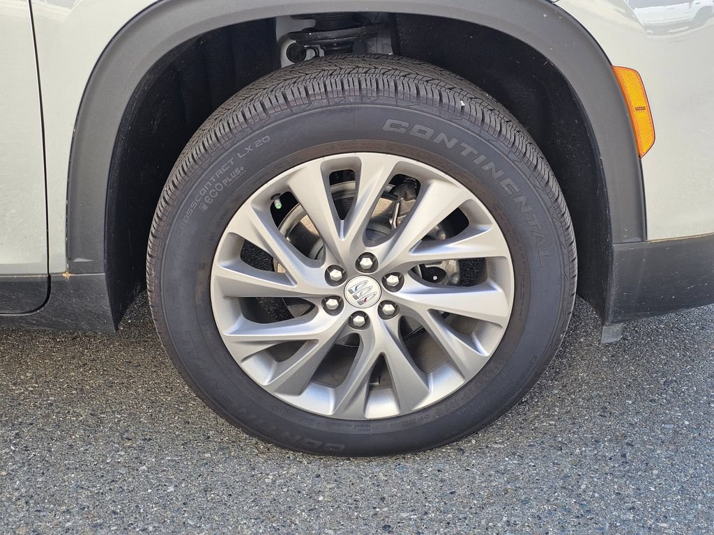 Used 2025 Buick Enclave Preferred w/ Power Package AWD/4WD image 10