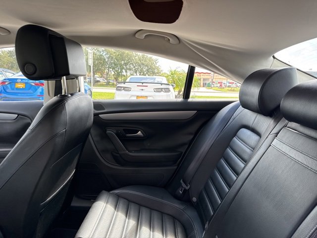 Used 2015 Volkswagen CC Sport image 21