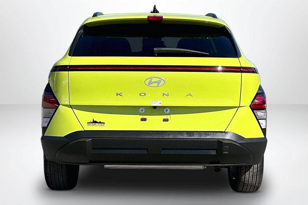 Used 2025 Hyundai Kona SEL FWD image 7