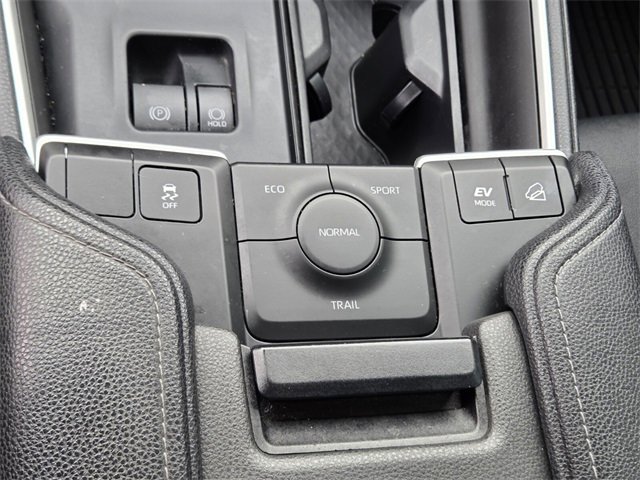 Used 2025 Toyota Grand Highlander AWD Hybrid image 25