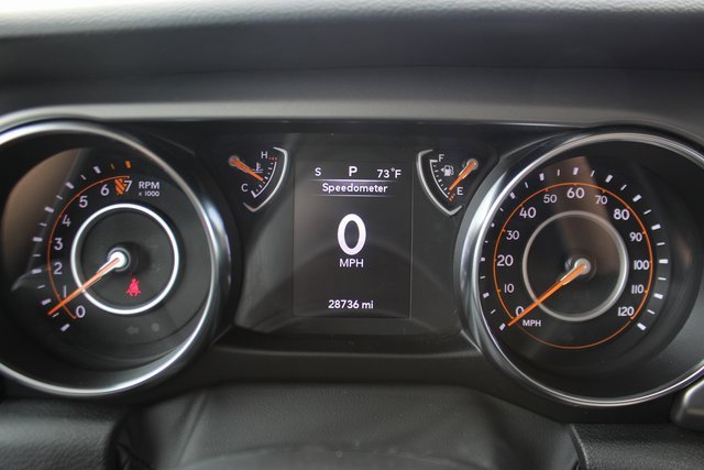 Used 2022 Jeep Gladiator Sport image 15