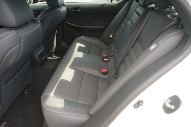 Used 2023 Lexus IS 350 F Sport w/ Memory Package RWD image 13