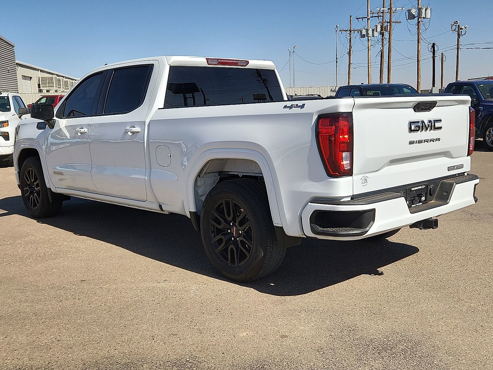 Used 2024 GMC Sierra 1500 Elevation image 3