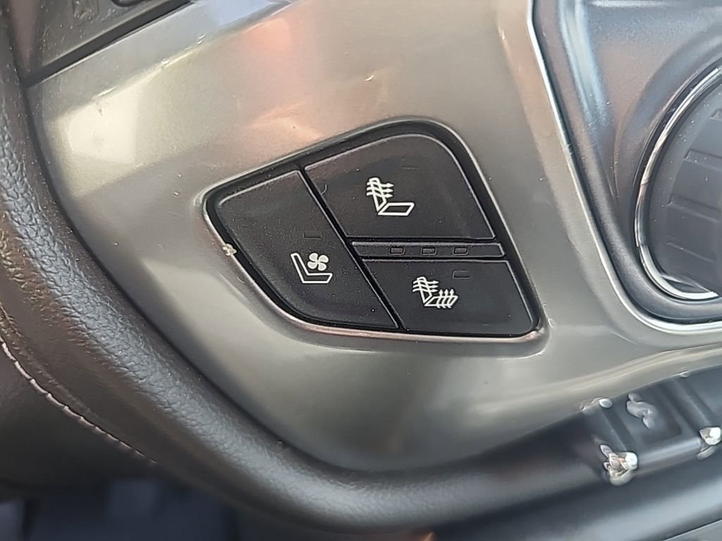 Used 2017 Chevrolet Silverado 2500 LTZ w/ Duramax Plus Package RWD image 25